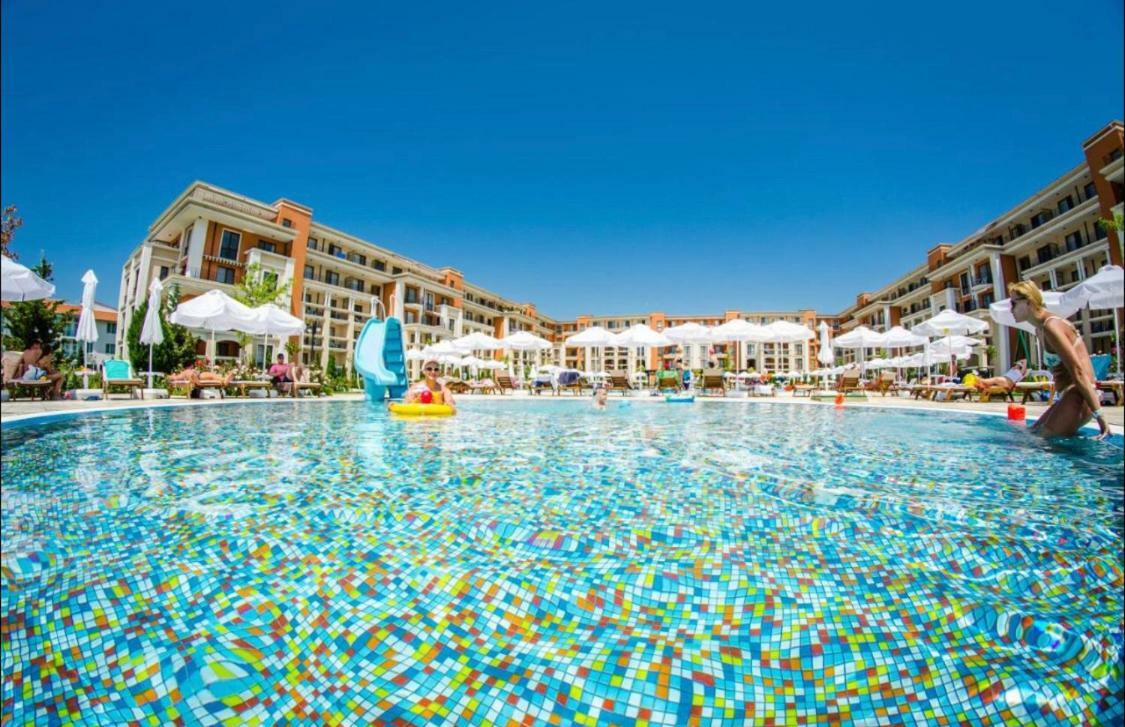 Apartment In Prestige Fort Beach Sveti Vlas Esterno foto